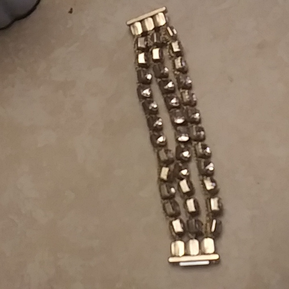 Vintage Large Rhinestone 3 Strand Bracelet - Picture 2 of 3